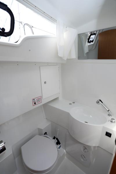 Book yachts online - sailboat - Sun Odyssey 319 - Tatjana - rent