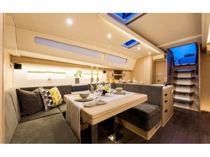 Book yachts online - sailboat - Jeanneau 51 - NOA - rent