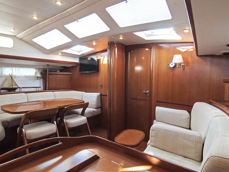 Book yachts online - sailboat - Beneteau 57 - Tajna - rent