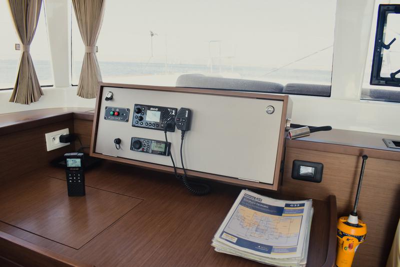 Book yachts online - catamaran - Lagoon 450  Flybridge - Alkistis - rent