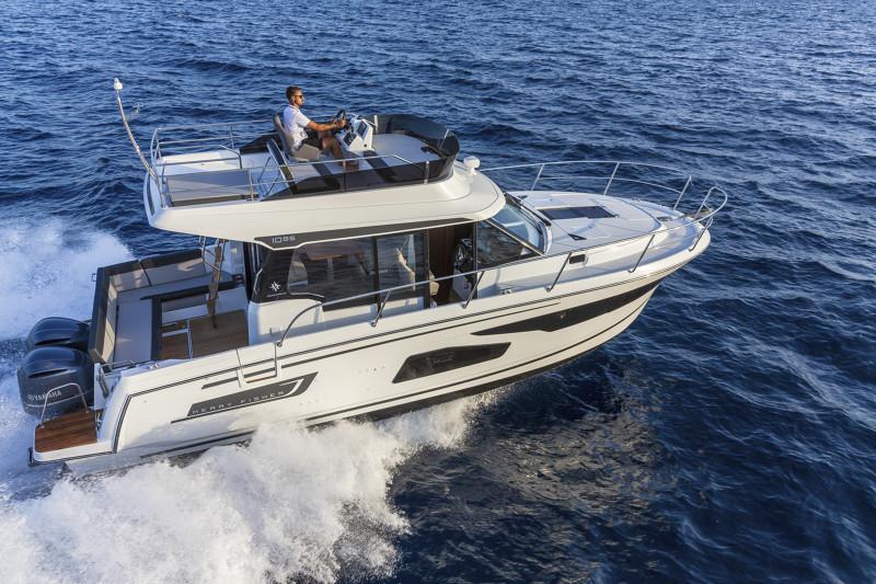 Book yachts online - motorboat - Jeanneau Merry Fisher 1095 FLY - Jeanneau Merry Fisher 1095 Fly - rent