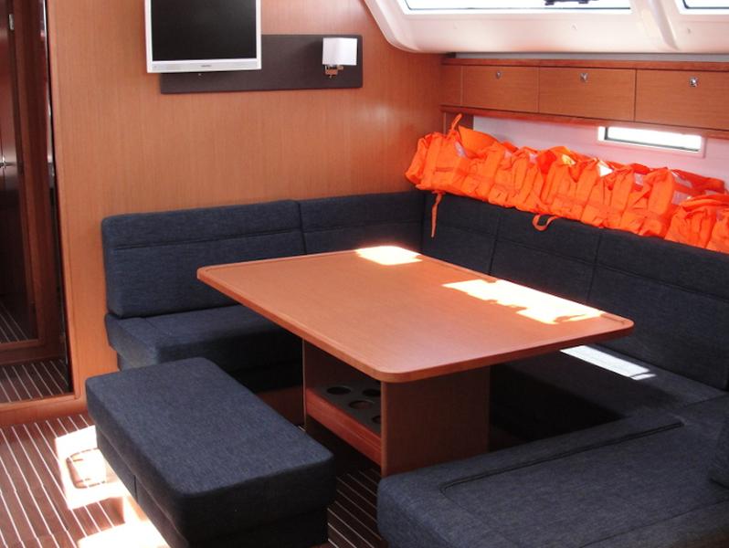 Book yachts online - sailboat - Bavaria Cruiser 51 - Sveti Ante - rent