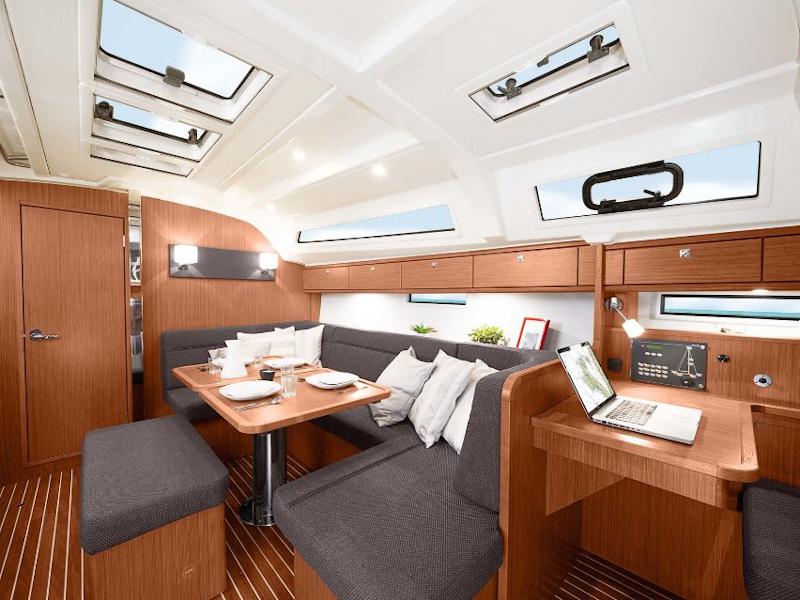 Book yachts online - sailboat - Bavaria Cruiser 41 - Pearl - rent