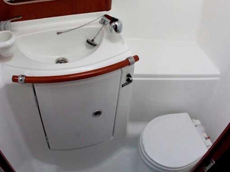 Book yachts online - sailboat - Oceanis 423 - Pločica - rent