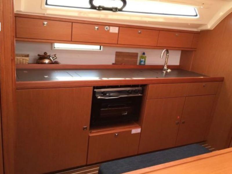 Book yachts online - sailboat - Bavaria Cruiser 41 - Libra - rent