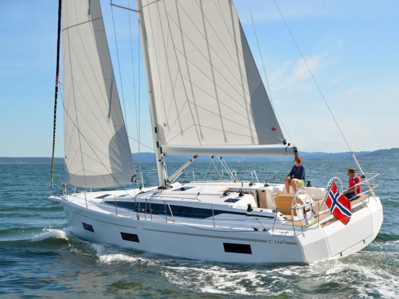 Book yachts online - sailboat - Bavaria C42 - Seaduction - rent