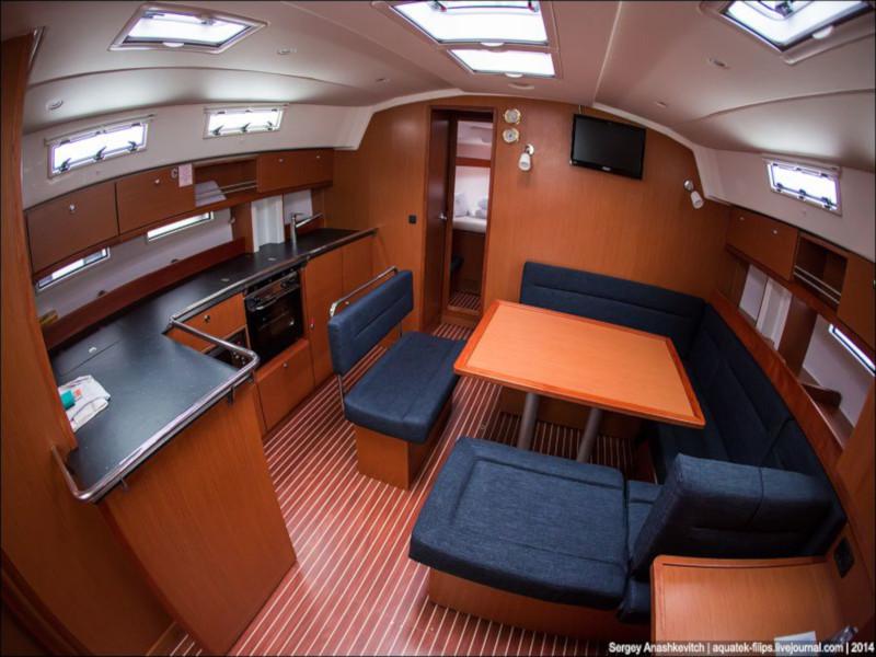 Book yachts online - sailboat - Bavaria Cruiser 45 - Purara - rent