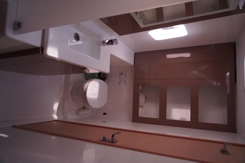 Book yachts online - catamaran - Lucia 40 - Sigast - rent