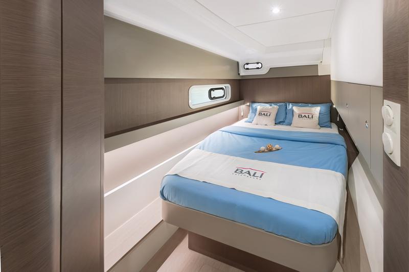 Book yachts online - catamaran - Bali Catspace - Day Dream - rent