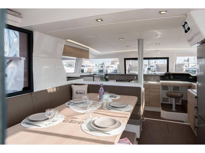 Book yachts online - catamaran - Bali 4.1 - Ocean Dream - rent