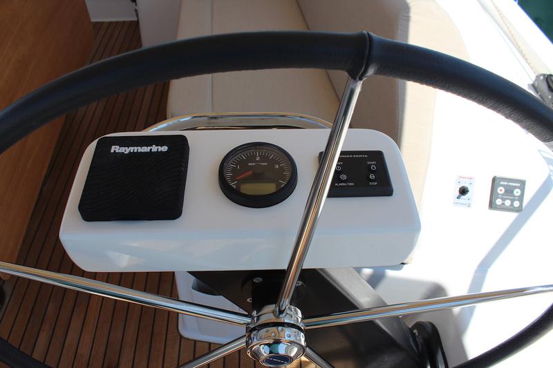 Book yachts online - sailboat - Dufour 390 Grand Large - Why Not 16 - rent