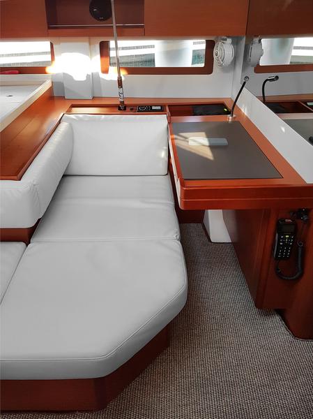 Book yachts online - sailboat - Oceanis 51.1 - One Piece - rent