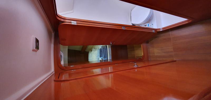 Book yachts online - sailboat - Salona 44 - Samoa, New regatta sails - rent