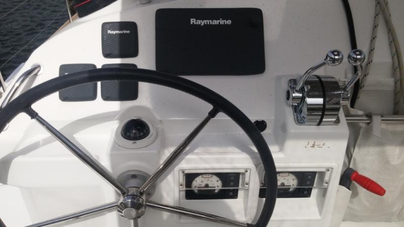 Book yachts online - catamaran - Lagoon 400 S2 - Gioia - rent