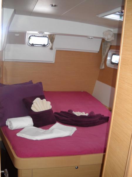 Book yachts online - catamaran - Lagoon 400 - Lianne - rent