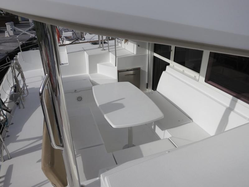Book yachts online - catamaran - Lagoon 400 - Lianne - rent