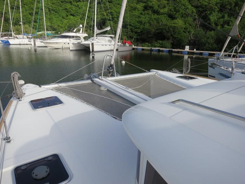 Book yachts online - catamaran - Lagoon 400 - Lianne - rent