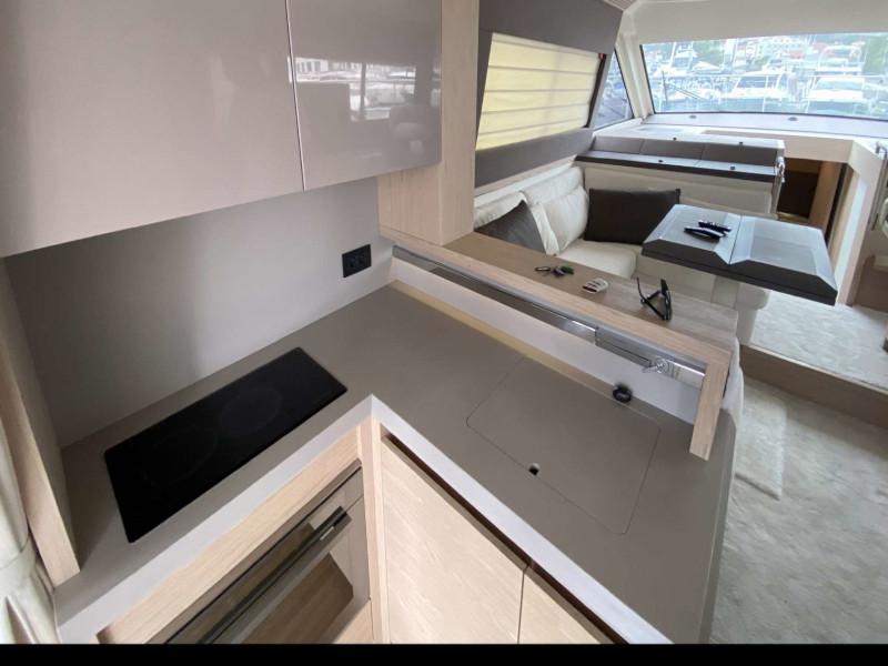 Book yachts online - motorboat - Monte Carlo 5 - Sundowner - rent