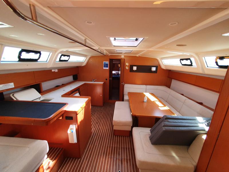 Book yachts online - sailboat - Bavaria Cruiser 51 - Danaos - rent