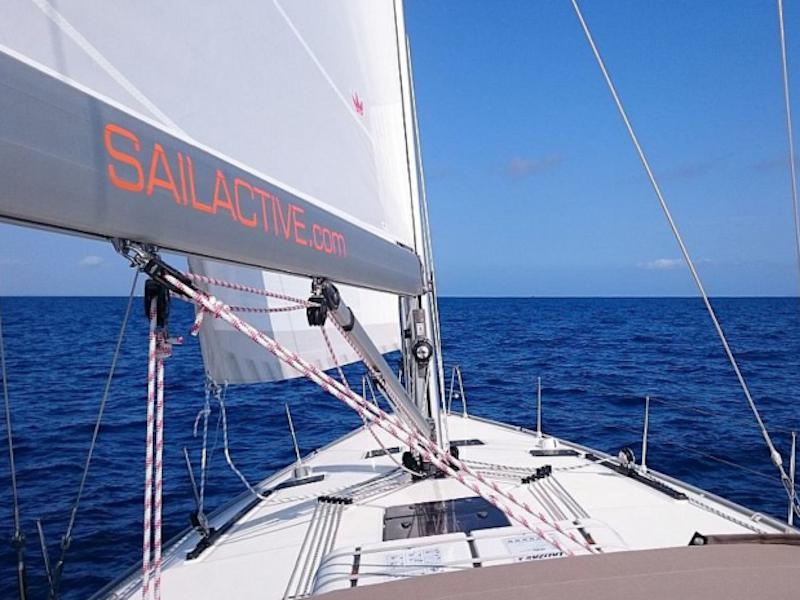Book yachts online - sailboat - Bavaria Cruiser 51 - Alissa - rent