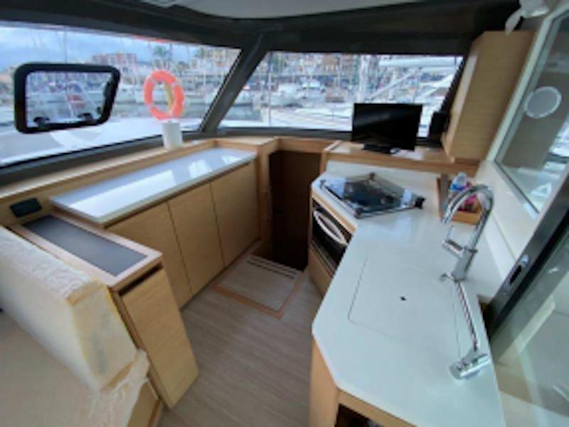 Book yachts online - catamaran - Nautitech 40 - JULIADESE - rent