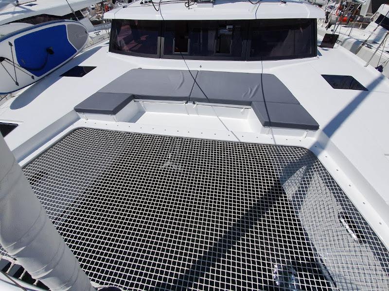 Book yachts online - catamaran - Astréa 42 - Discordia - rent