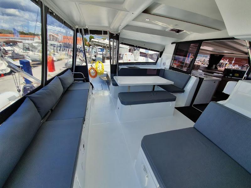 Book yachts online - catamaran - Astréa 42 - Discordia - rent