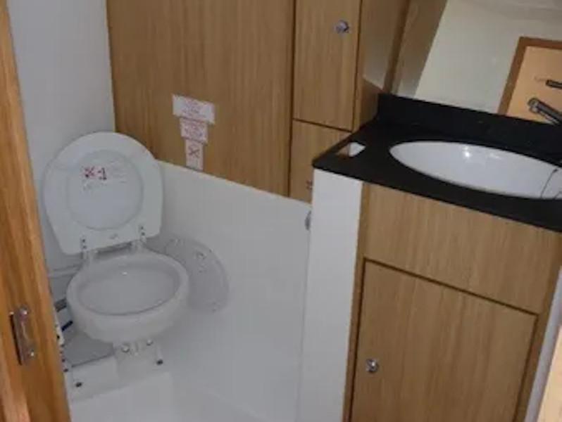 Book yachts online - sailboat - Bavaria 40 Cruiser - Daidalos - rent