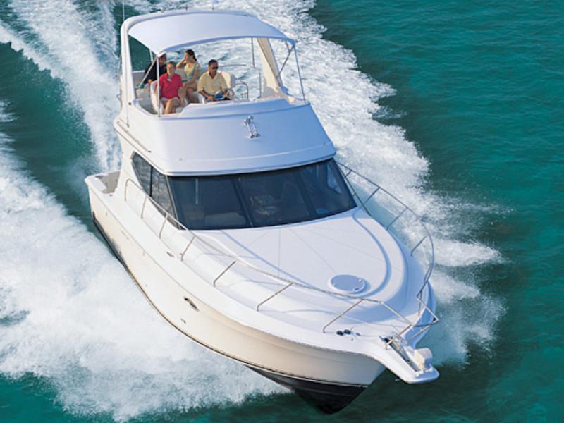 Book yachts online - motorboat - Silverton 36 C - Sam - rent