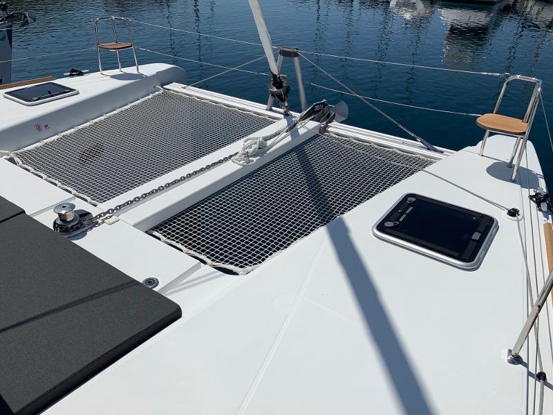 Book yachts online - catamaran - Lagoon 40 - MONARCH new 2020+AC+G - rent