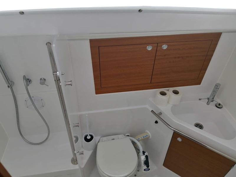 Book yachts online - sailboat - Elan Impression 45.1 - TOP GUN new 2020 - rent