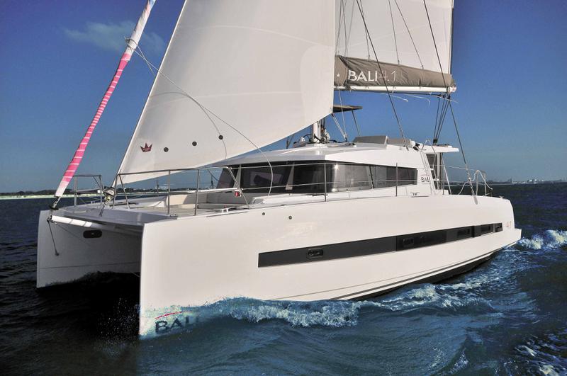 Book yachts online - catamaran - Bali 4.1 - Double Kiss - rent
