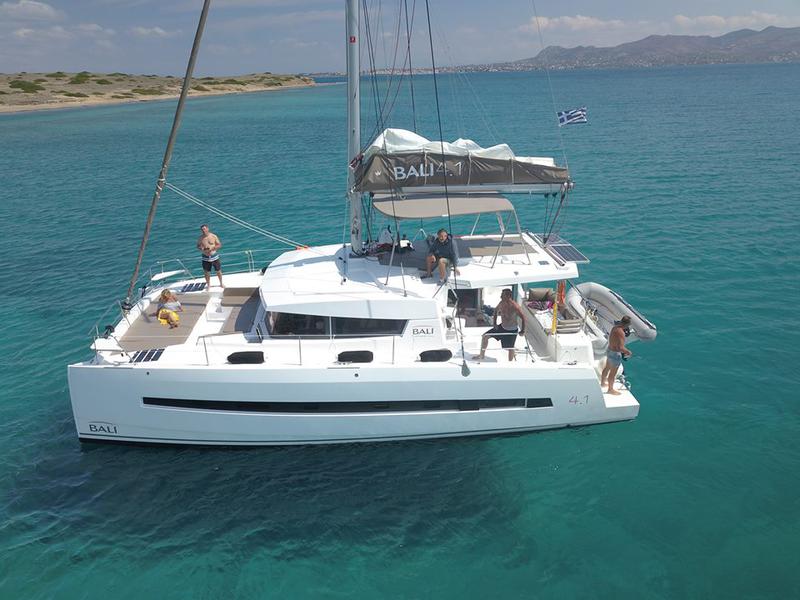 Book yachts online - catamaran - Bali 4.1 - Double Kiss - rent