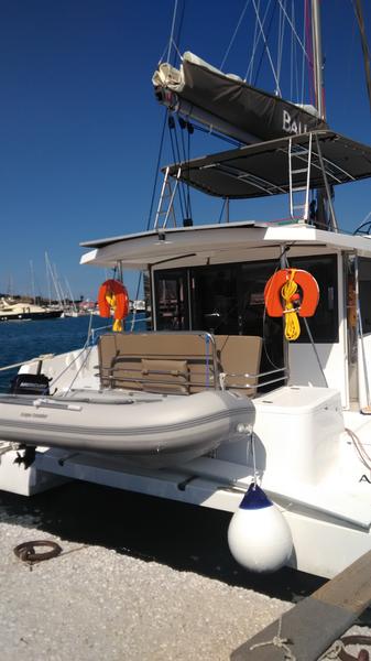 Book yachts online - catamaran - Bali 4.1 - Double Kiss - rent