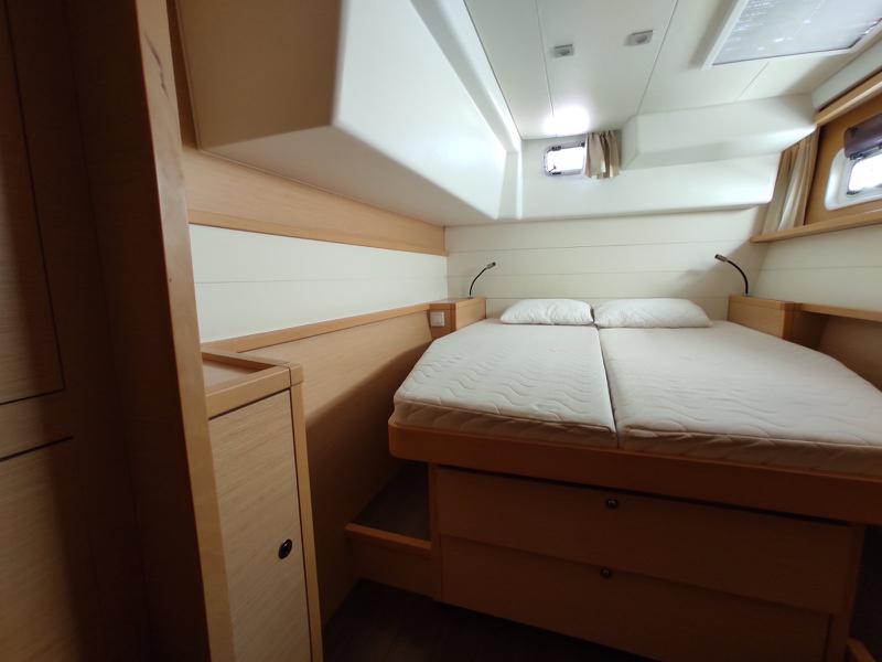 Book yachts online - catamaran - Lagoon 450  Flybridge - Nata - rent