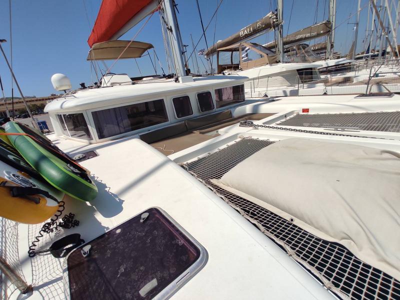 Book yachts online - catamaran - Lagoon 450  Flybridge - Nata - rent