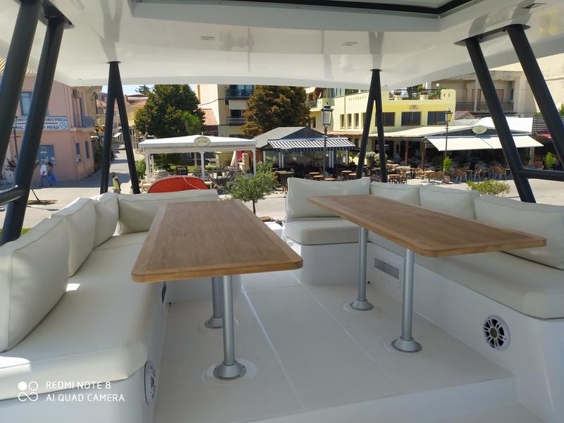 Book yachts online - powercatamaran - Bali 4.3 MY - Flying Dream  - rent