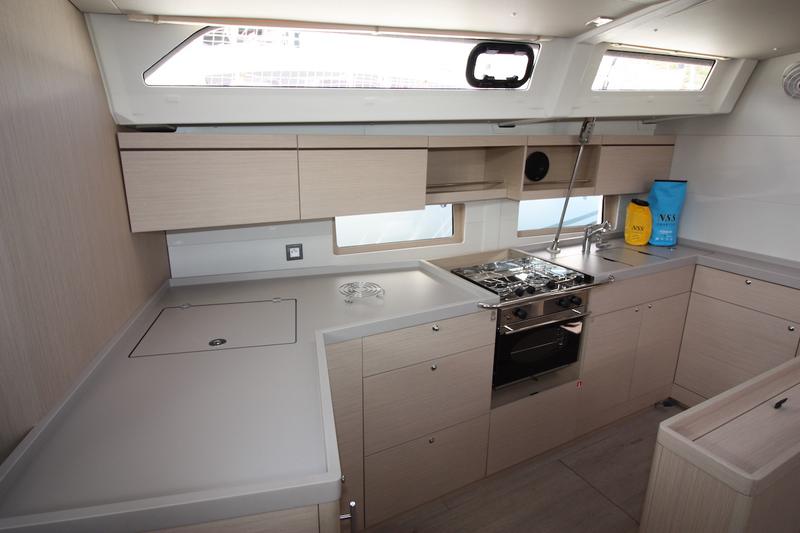 Book yachts online - sailboat - Oceanis 46.1 (5 cab) - Sceptrum - rent