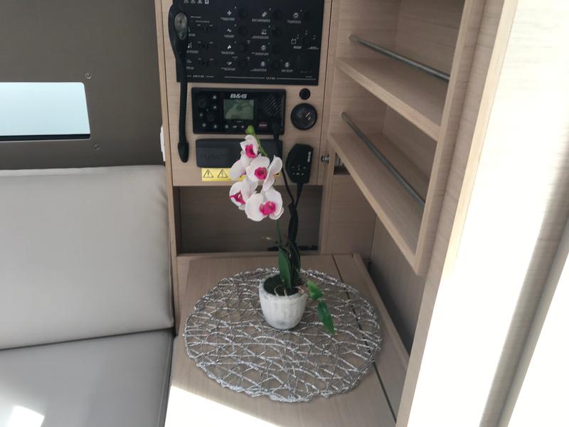 Book yachts online - sailboat - Oceanis 30.1 - Mimosa - rent