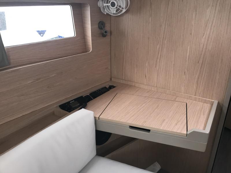 Book yachts online - sailboat - Oceanis 41.1 - Agena - rent