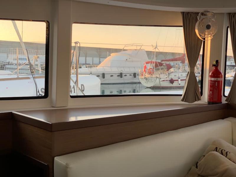 Book yachts online - catamaran - Lagoon 42 - Maisha (WM, Inverter, Solar Panels) - rent