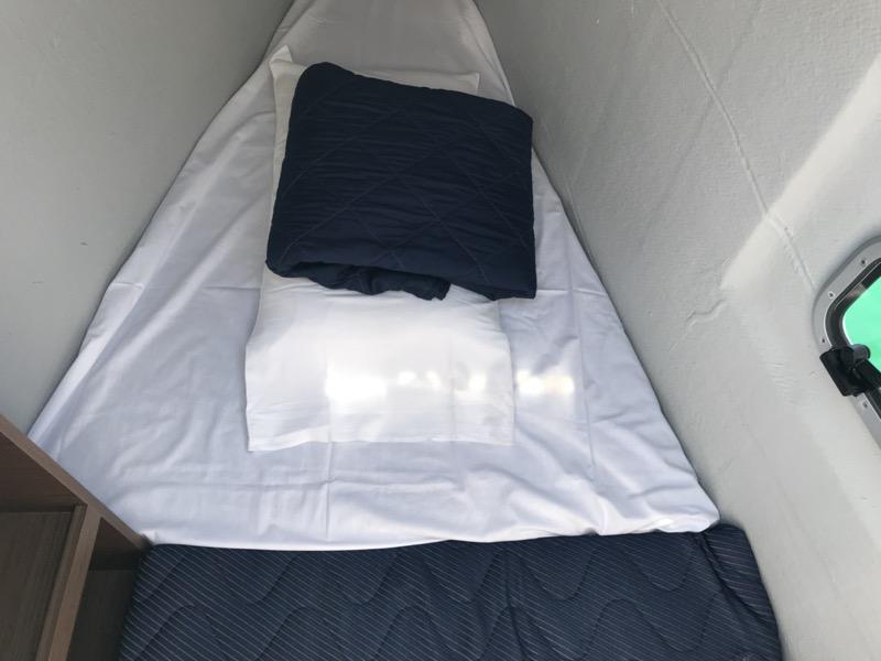 Book yachts online - catamaran - Lagoon 42 - Zippiri (WM, Inverter, Heating) - rent