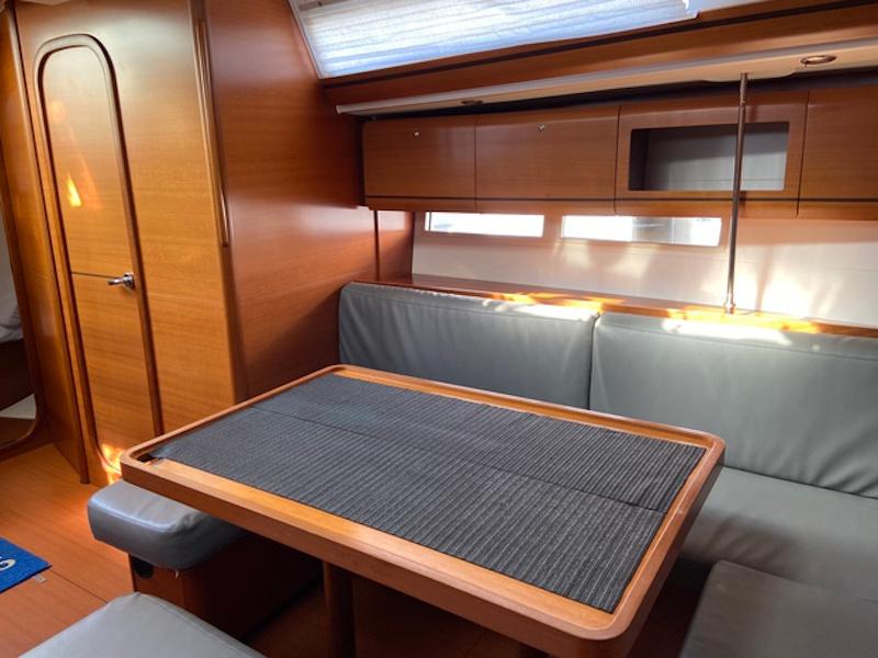 Book yachts online - sailboat - Dufour 405 Grand Large - Naturalmente - rent