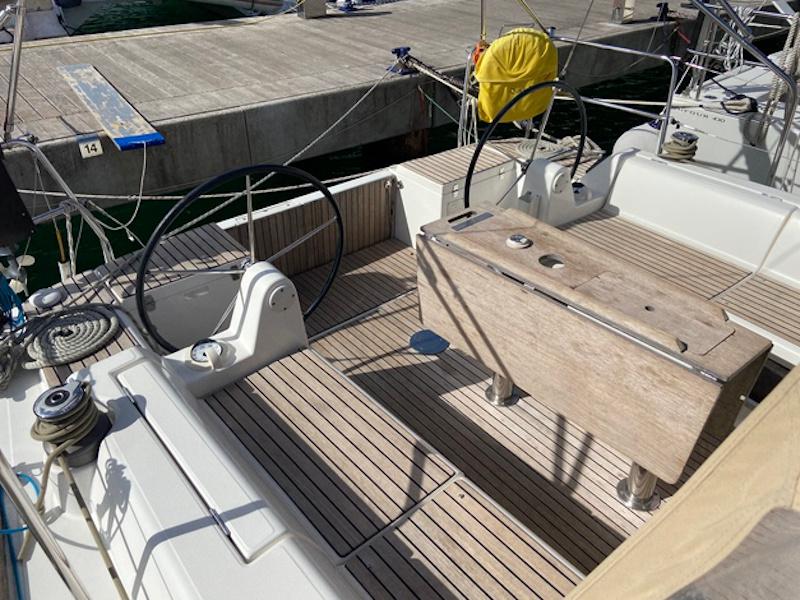 Book yachts online - sailboat - Dufour 405 Grand Large - Naturalmente - rent