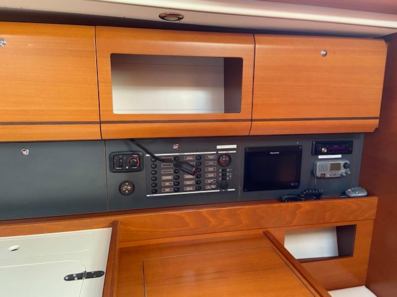 Book yachts online - sailboat - Dufour 405 Grand Large - Naturalmente - rent