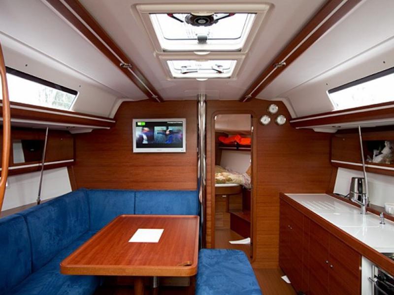 Book yachts online - sailboat - Dufour 405 Grand Large - Klein - rent