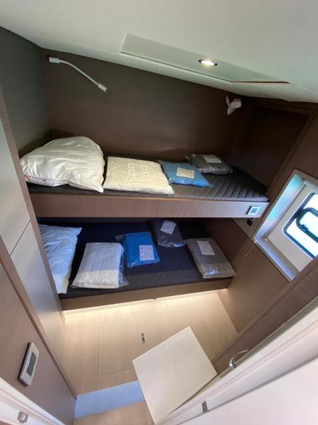 Book yachts online - catamaran - Bali 4.8 Alfa.bm - ALFA.Bm - rent