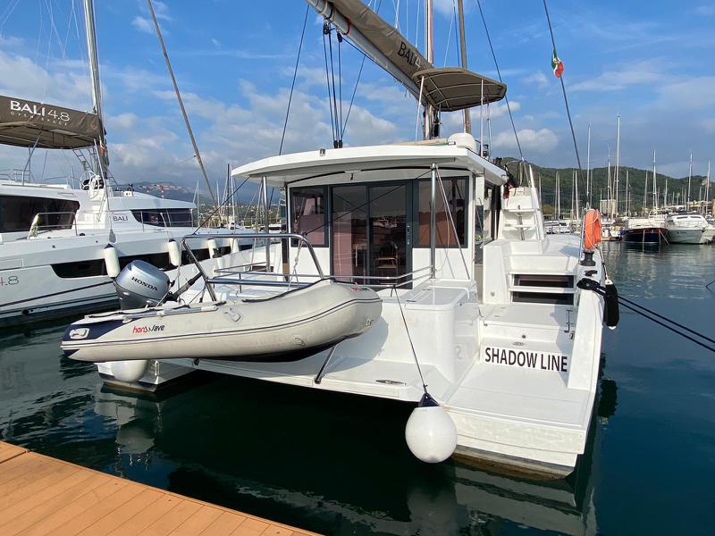 Book yachts online - catamaran - Bali 4.3  Shadow Line - Shadow Line - rent