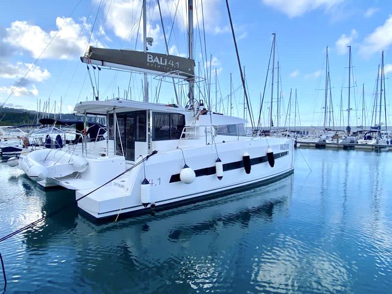Book yachts online - catamaran - Bali 4.1 Orlandina - Orlandina - rent