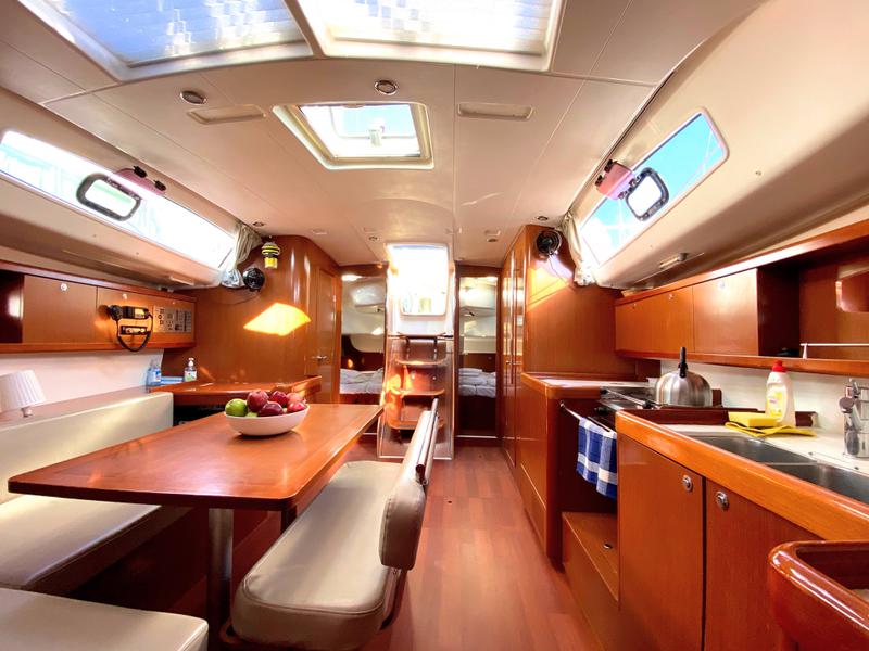 Book yachts online - sailboat - Oceanis 43 - Serenity - rent